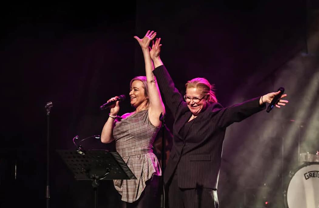 Kim Kärnfalk möter publiken ihop med Friends-Nina: ”Vi är viktiga för varandra”